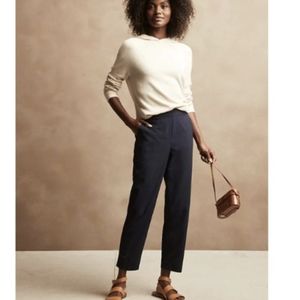 Banana Republic Petite Hayden Pull-On Tapered Fit Soft Ankle Pant Navy